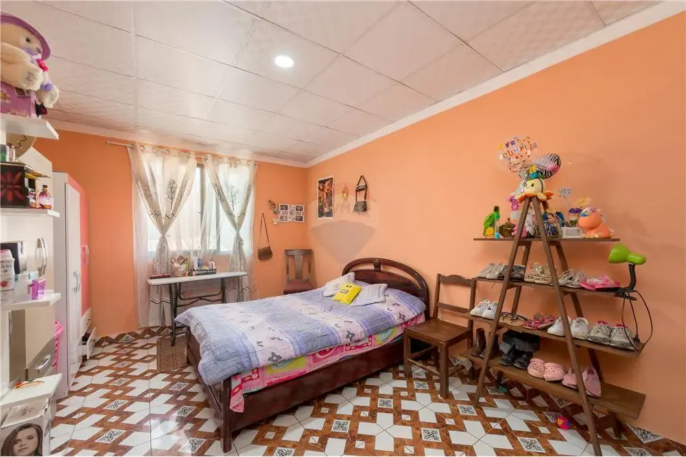 Foto 3 de Casa en Venta con Tienda Cerca Cementerio Concordia