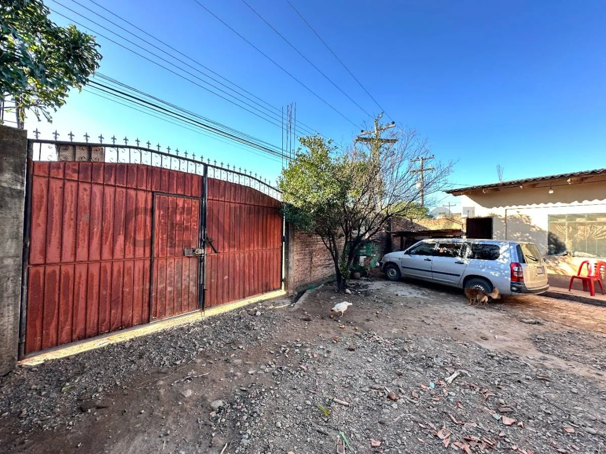 Foto 4 de Terreno en venta entre 8vo y noveno anillo av radial 10
