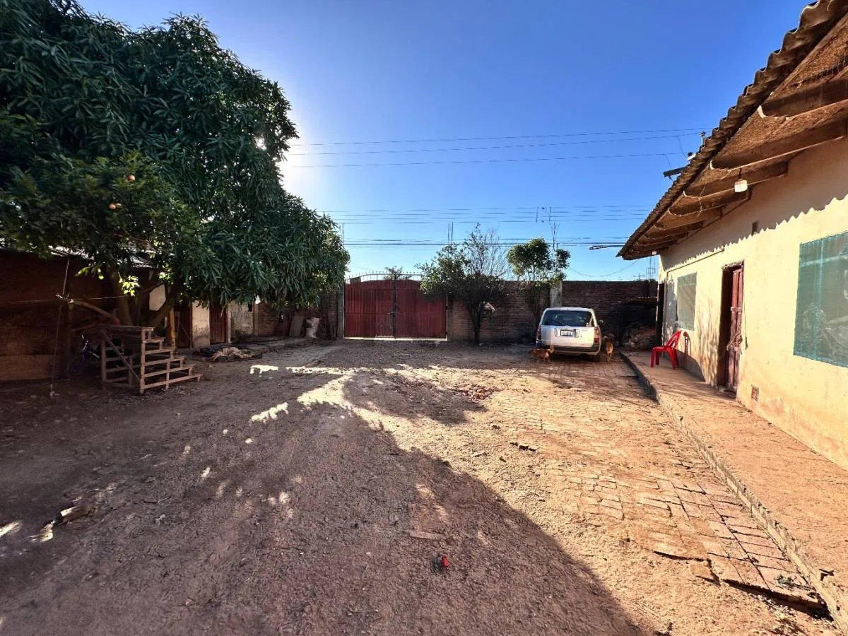 Foto 3 de Terreno en venta entre 8vo y noveno anillo av radial 10