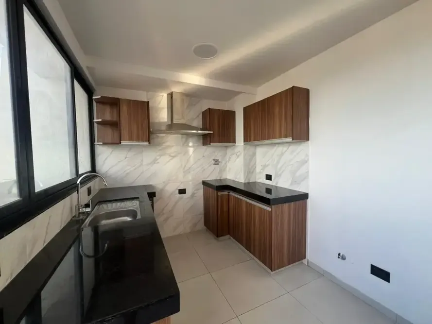 Foto 5 de Departamento en Alquiler de 3 Habitaciones Torre Virtus Av 2 de Agosto