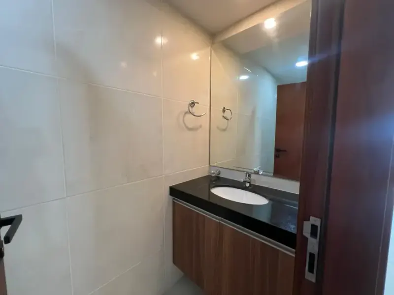 Foto 6 de Departamento en Alquiler de 3 Habitaciones Torre Virtus Av 2 de Agosto