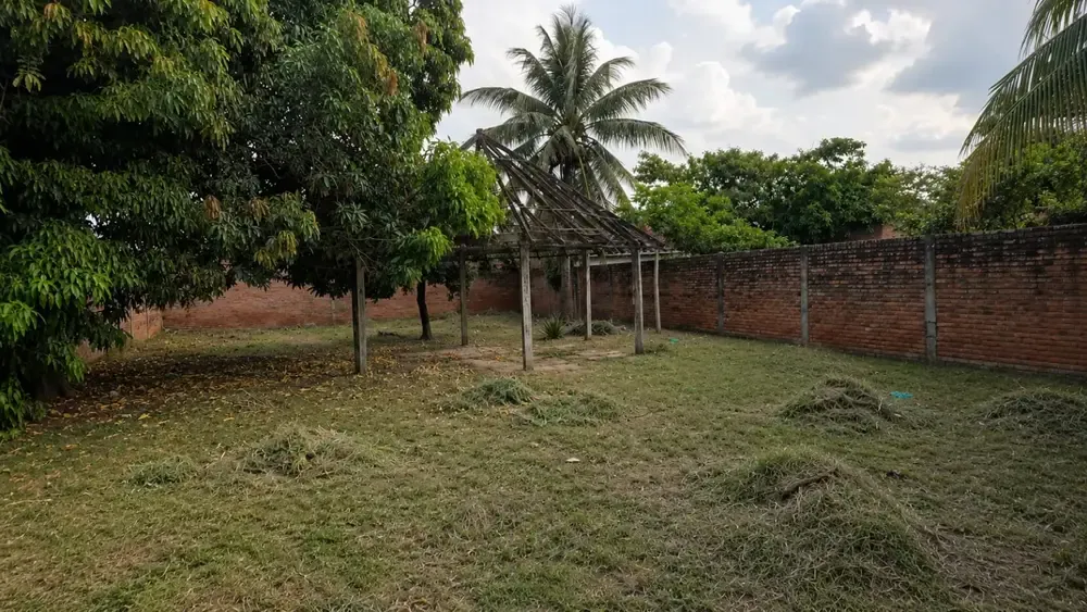Foto 3 de Casa en Venta con Amplio Terreno y Potencial de Construcción – Cotoca