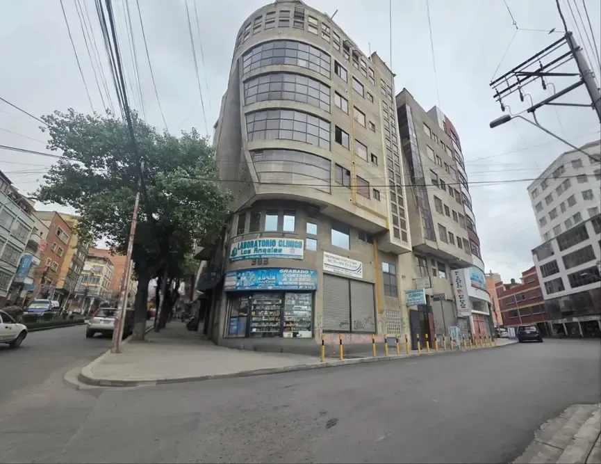 Foto 1 de ¡Oficina en Venta en Plena Avenida América!