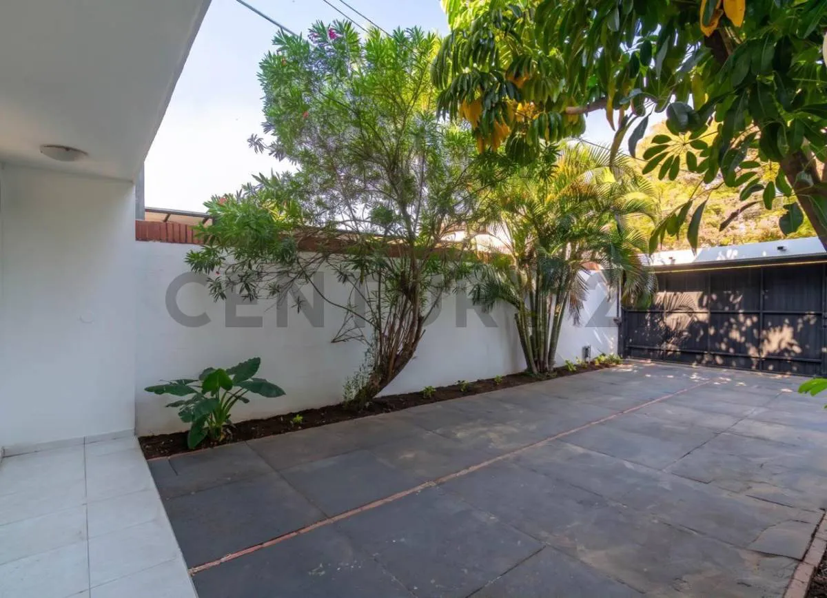 Foto 4 de Casa en alquiler zona norte av beni 6to anillo