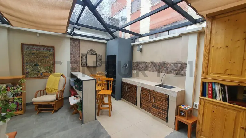Foto 6 de Amplio Departamento en Venta en Irpavi, Altura Calle 16