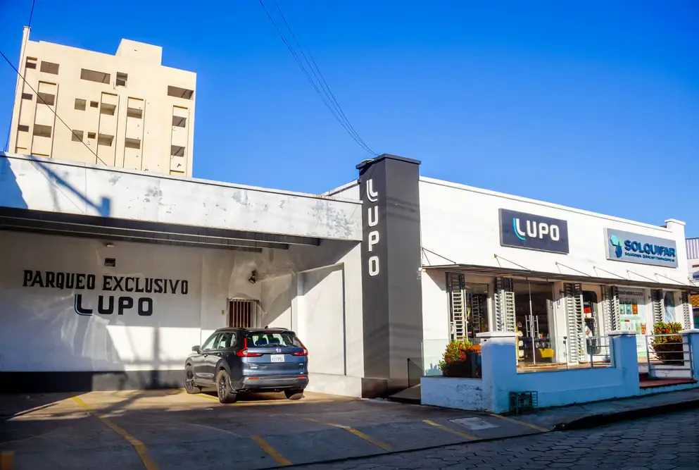 Foto 5 de Esquina Comercial en Venta - Sobre Calle Libertad, esq. Rafael Peña