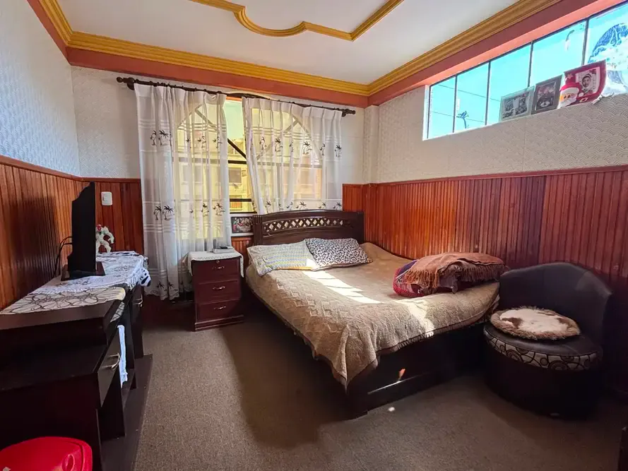 Foto 4 de Casa Comercial en Venta en La Av. 16 de Julio -Elalto