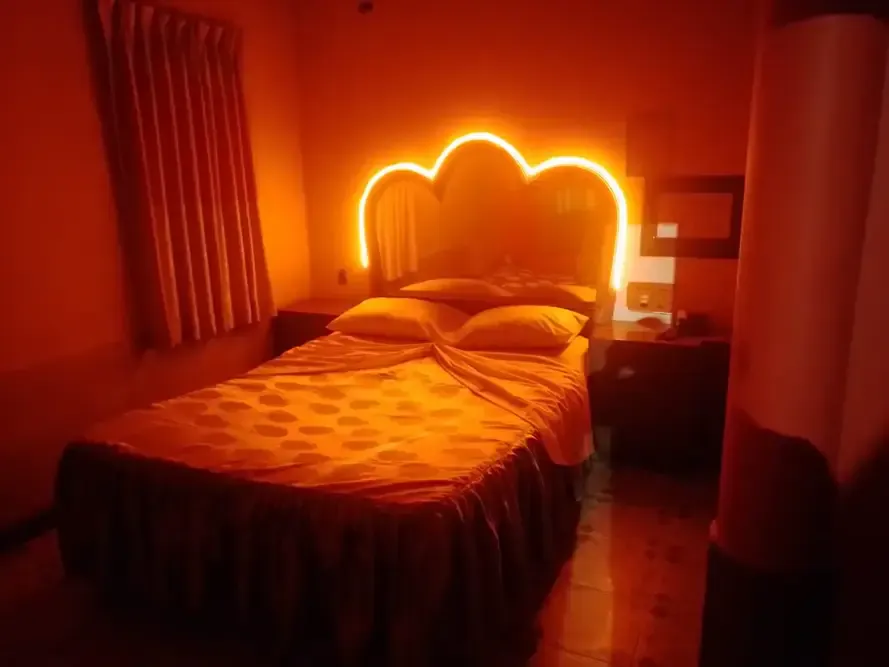 Foto 1 de Inversión con Doble Potencial: Motel en Venta-Negocio y Desarrollo Inmobiliario
