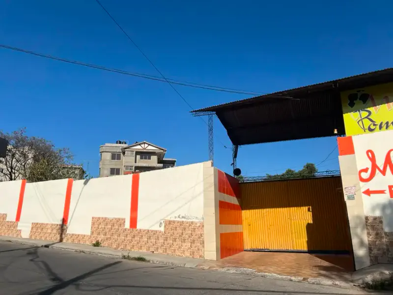 Foto 7 de Inversión con Doble Potencial: Motel en Venta-Negocio y Desarrollo Inmobiliario