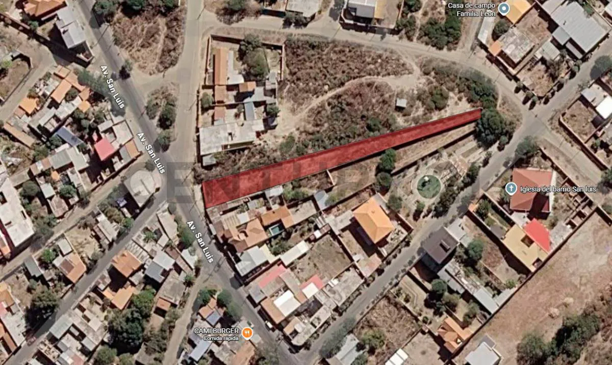 Foto 3 de Tereno en Venta Sobre Avenida
