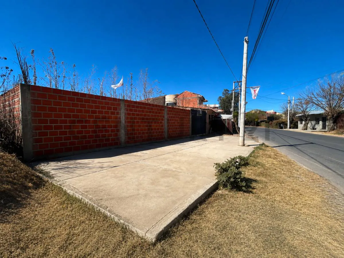 Foto 2 de Tereno en Venta Sobre Avenida