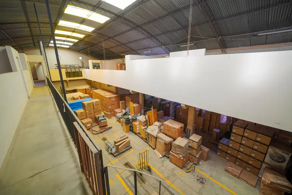 Foto 19 de Galpón Industrial + Viviendas de Lujo en Venta – Tiquipaya🚨🏭