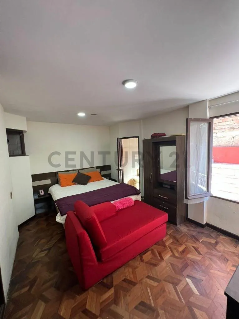 Foto 4 de Departamento Amplio en Anticrético / Obrajes