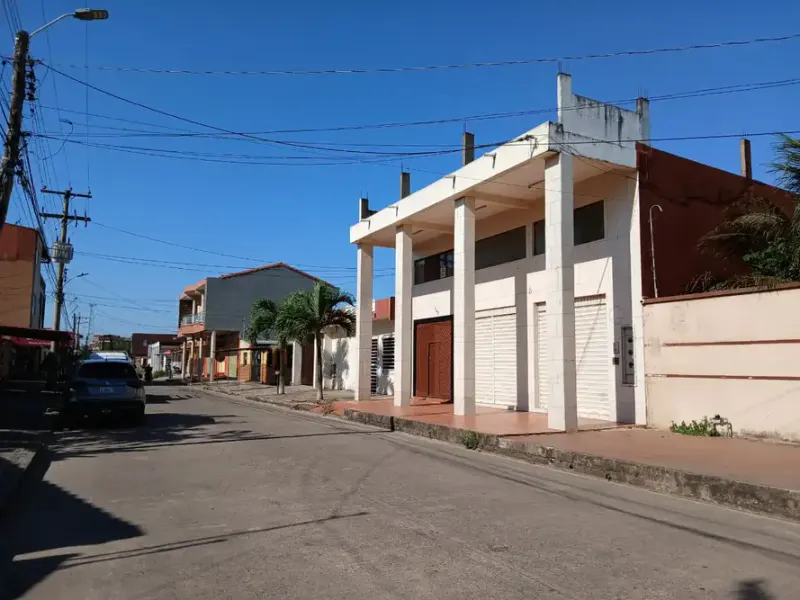 Foto 14 de Propiedad Comercial y Familiar en El Centro de Montero