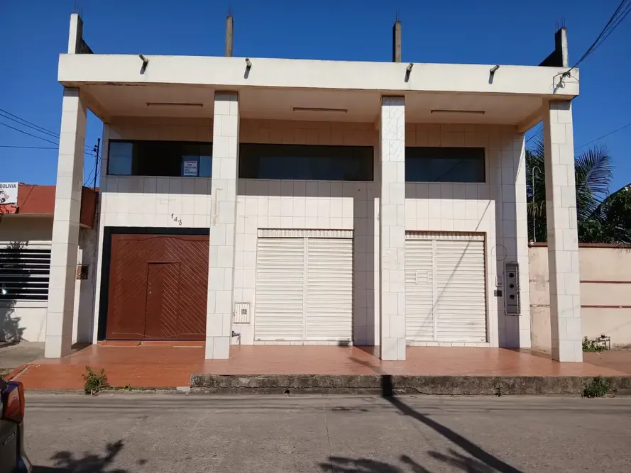 Foto 1 de Propiedad Comercial y Familiar en El Centro de Montero