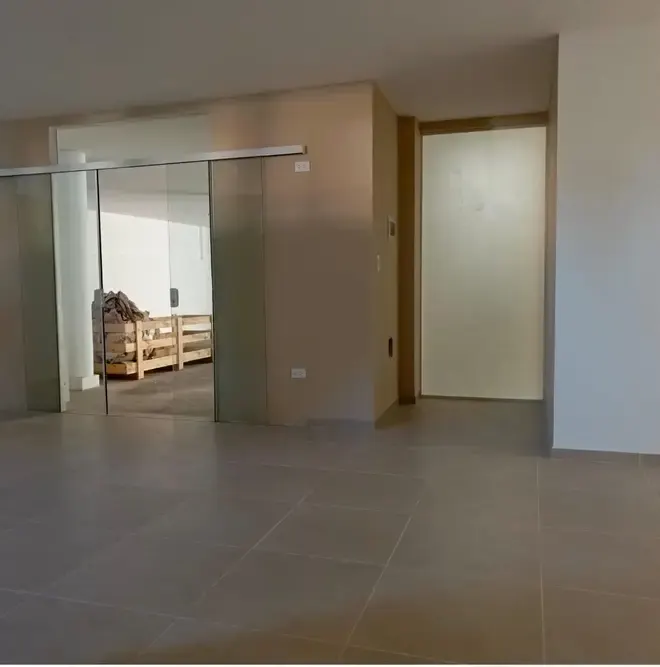 Foto 8 de Ambiente Semisótano En Venta