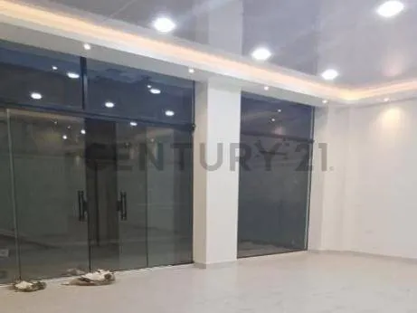 Foto 6 de Local Comercial en Alquiler