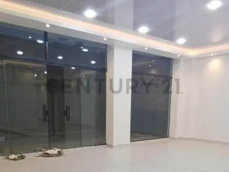 Foto 6 de Local Comercial en Alquiler