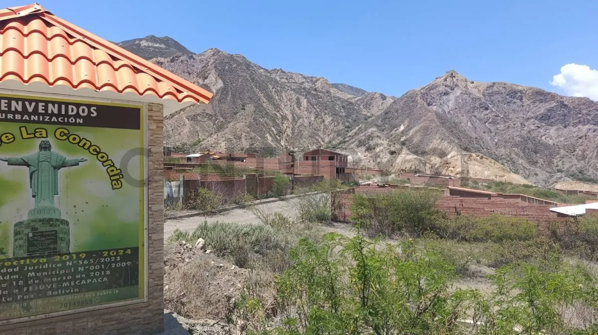 Foto 6 de Terreno en Venta – Urb.Valle de La Concordia, Tajopampa, Mecapaca, La Paz