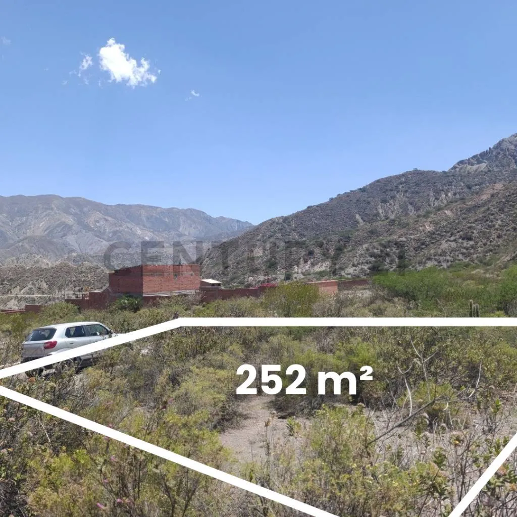 Foto 1 de Terreno en Venta – Urb.Valle de La Concordia, Tajopampa, Mecapaca, La Paz
