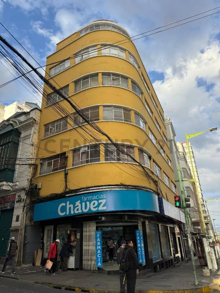 Foto 1 de Oficina Corporativa en Alquiler | Av. Camacho – Centro de La Paz