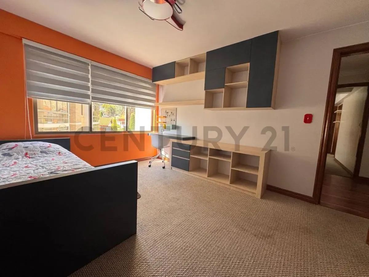 Foto 4 de Hermoso Departamento Amoblado en Alquiler en Achumani