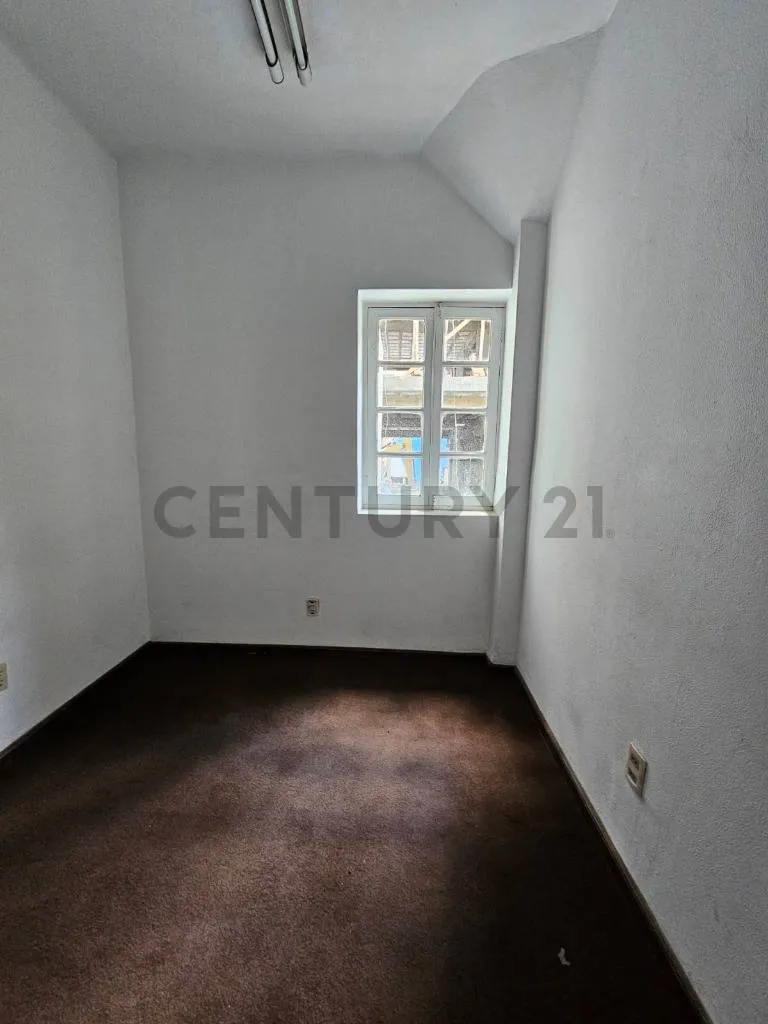 Foto 19 de Casa en Venta de 3 Pisos Inmueble para Inversion