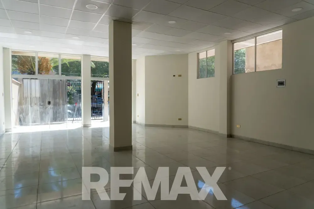 Foto 4 de Local Comercial a estrenar en Alquiler sobre Avenida