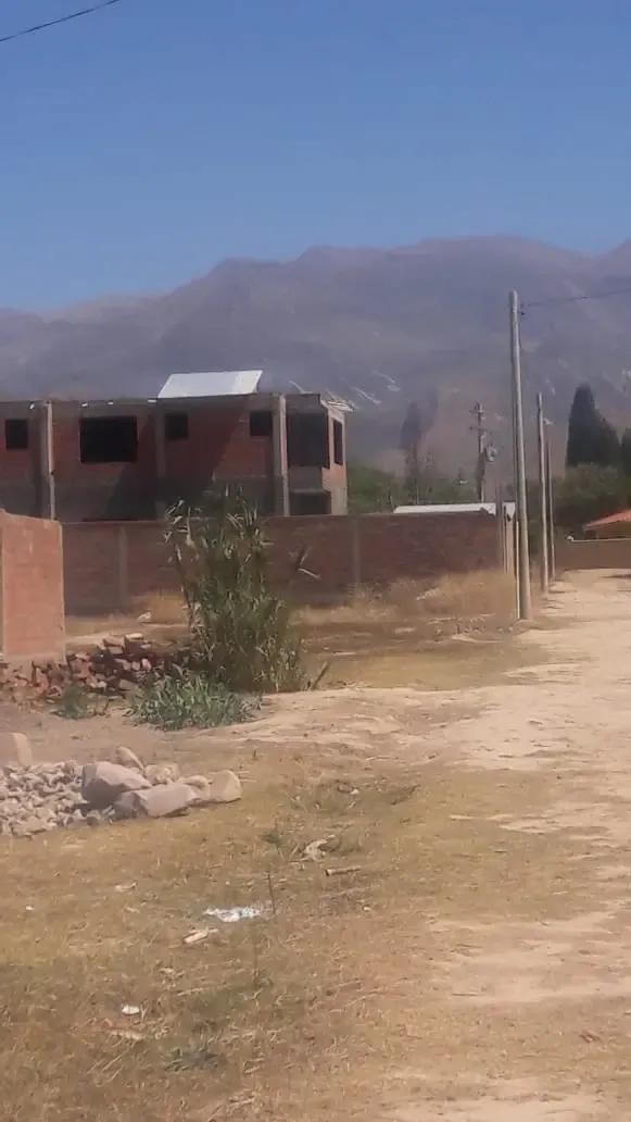Foto 5 de lote en venta en sipe sipe a dos cuadras del balneario "EL VERGEL"