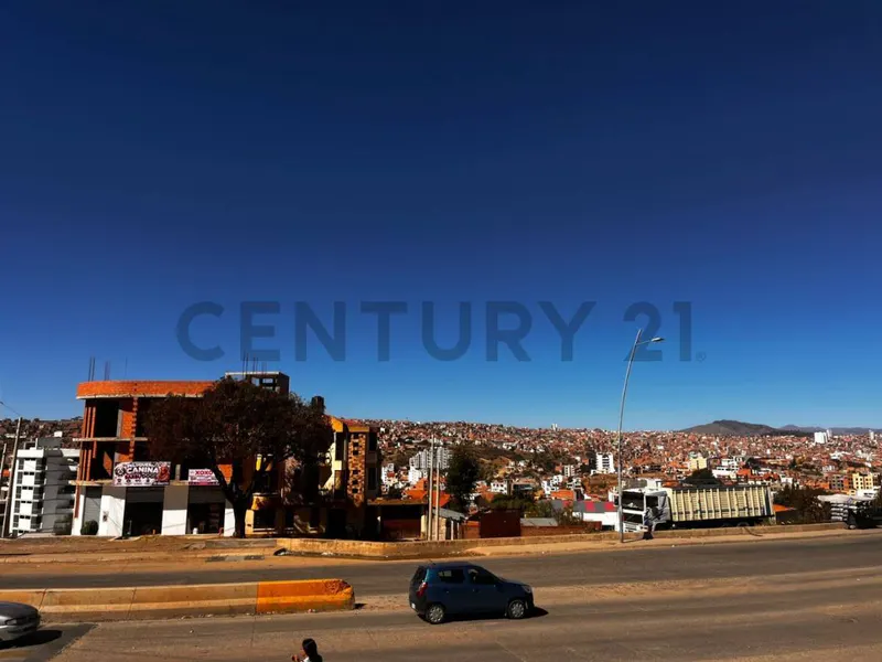 Foto 6 de Terreno Sobre Avenda Juana Azurduy de Padilla en Venta