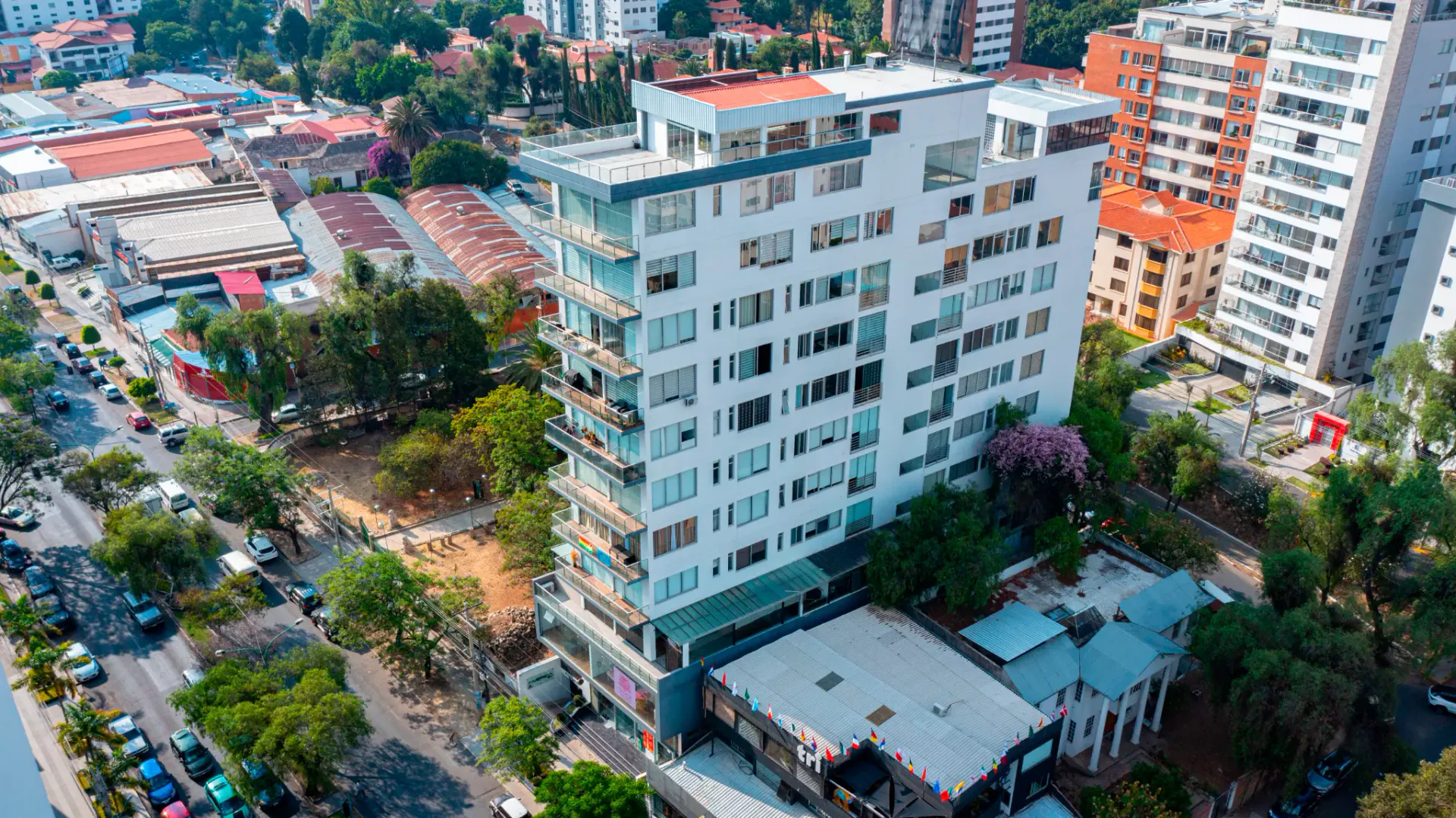 Foto 1 de Oficina en Venta - Av. América