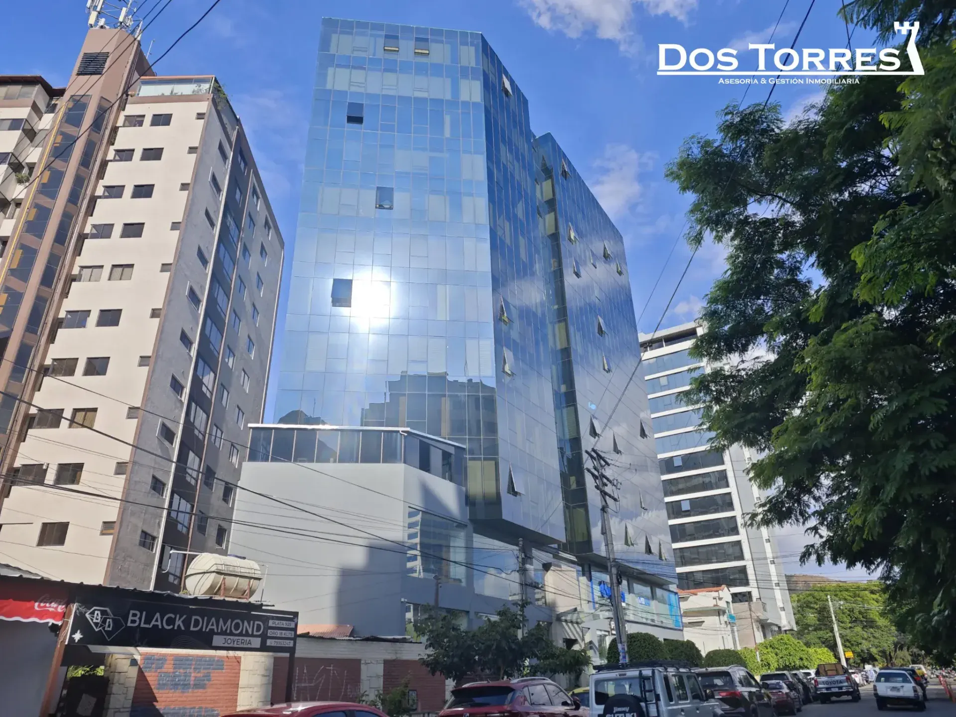 Foto 1 de 3.000Bs amplia oficina a pasos de la plazuela Quintanilla