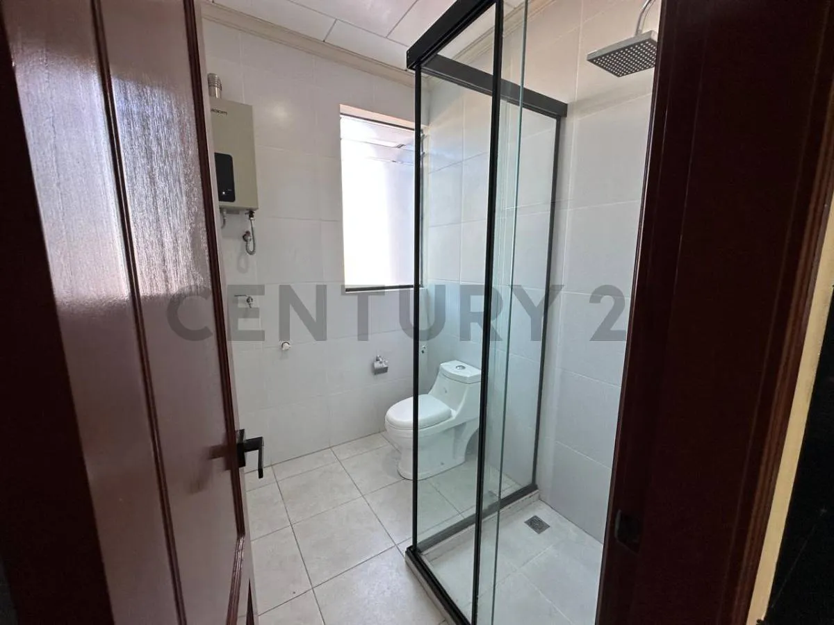 Foto 5 de Departamento en Alquiler – Final Bolívar