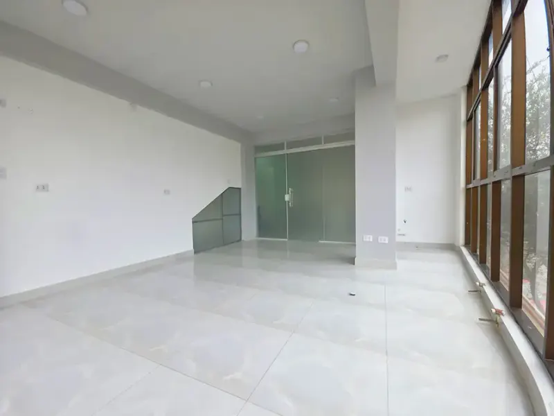 Foto 6 de Ambiente Comercial en Alquiler para Consultorios Medicos o Oficinas
