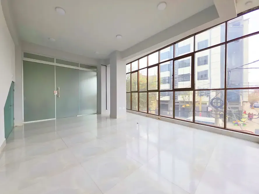 Foto 4 de Ambiente Comercial en Alquiler para Consultorios Medicos o Oficinas