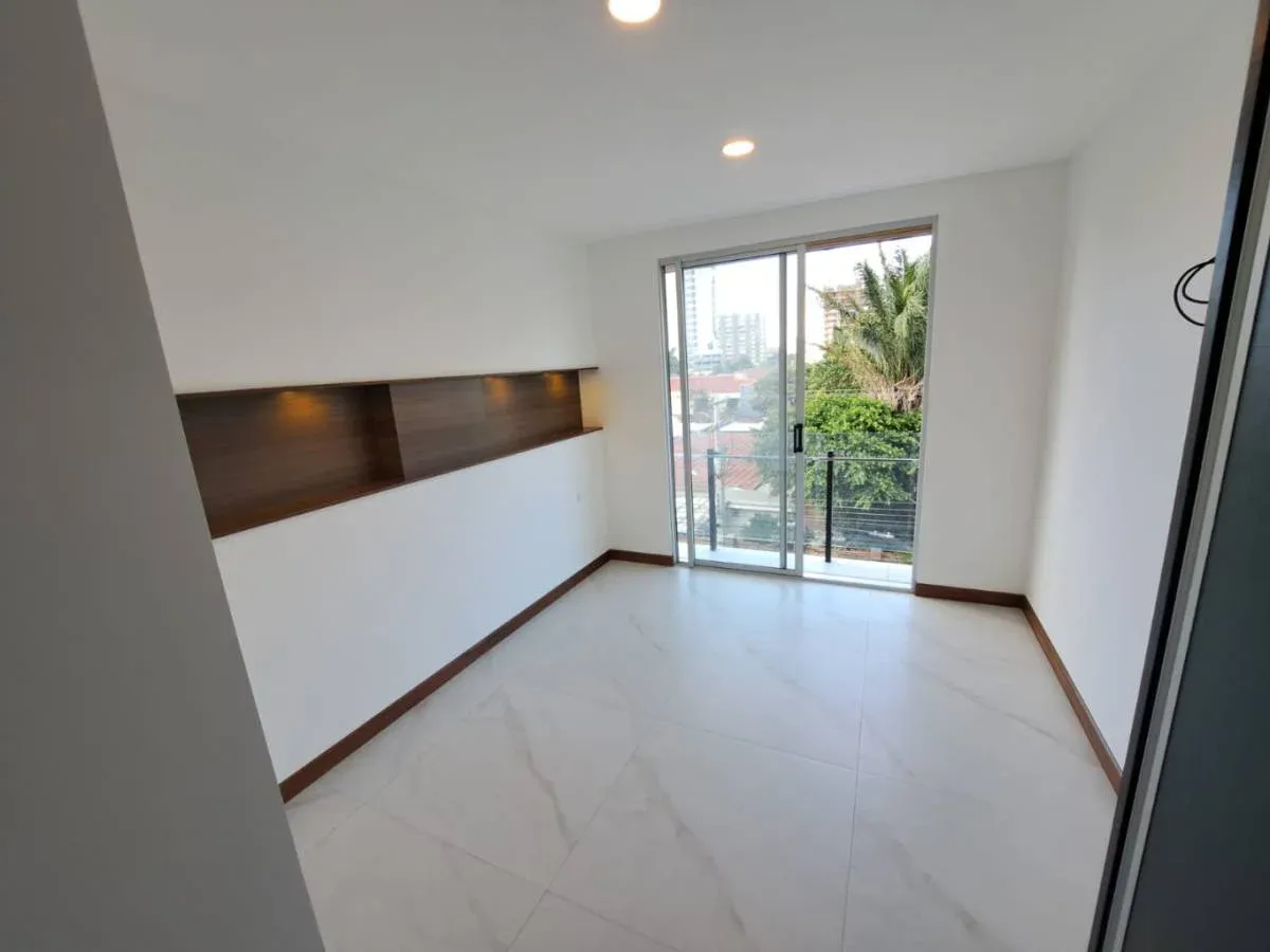 Foto 4 de Departamento a Estrenar 2d, Condominio Floreza
