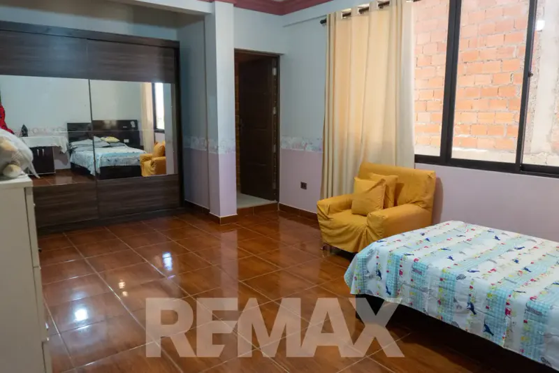 Foto 14 de Casa de 4 dormitorios en venta en Temporal, Cochabamba, con 315,59 m² construidos
