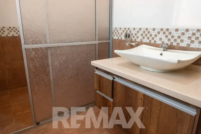 Foto 18 de Casa de 4 dormitorios en venta en Temporal, Cochabamba, con 315,59 m² construidos