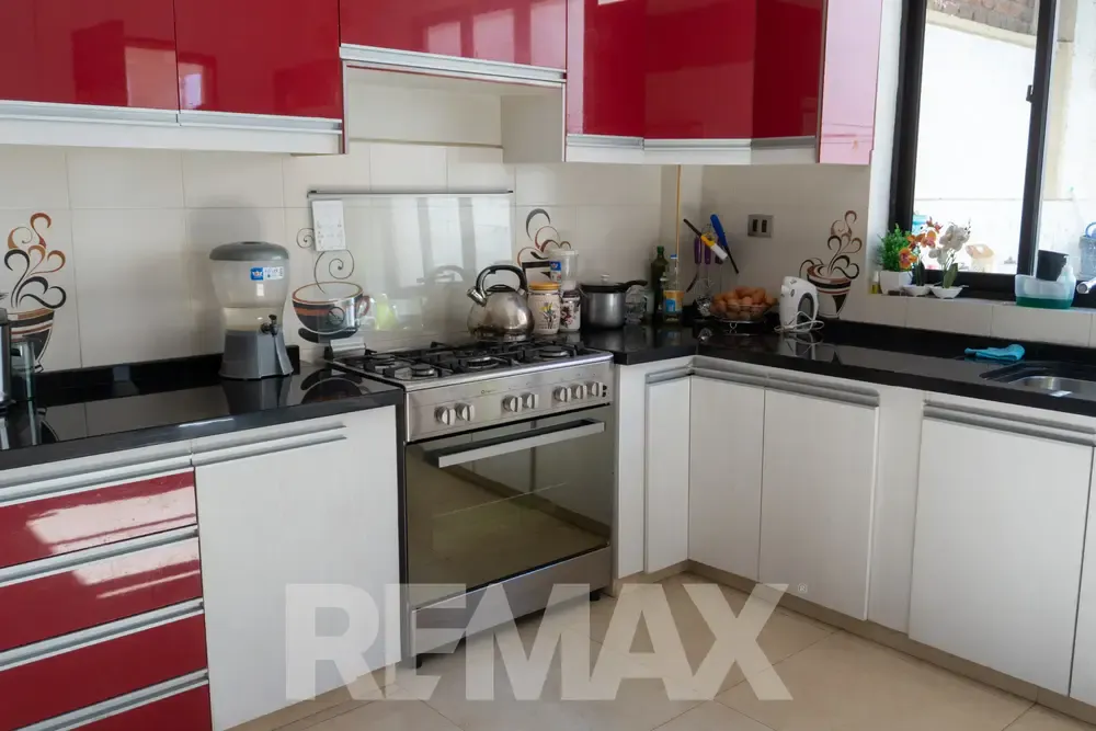 Foto 9 de Casa de 4 dormitorios en venta en Temporal, Cochabamba, con 315,59 m² construidos