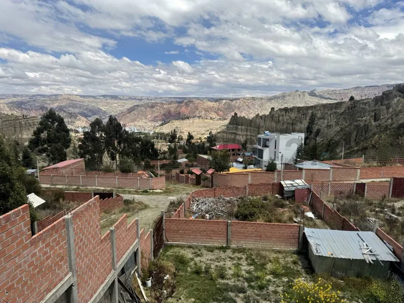 Foto 7 de Invierte en Este Terreno Ubicado en Esquina - Alto Irpavi