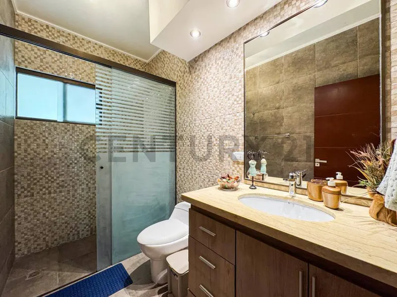 Foto 9 de *Casa Quinta en Venta – Urb. Río Selva*