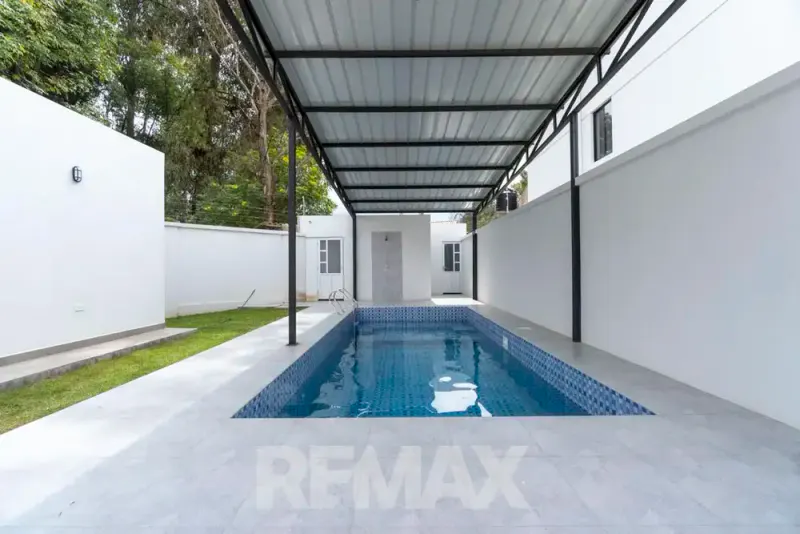 Foto 8 de Hermosa Casa en Alquiler – Condominio Jardines de El Shaddai