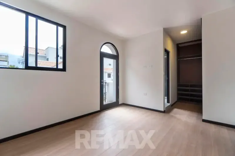 Foto 9 de Hermosa Casa en Alquiler – Condominio Jardines de El Shaddai
