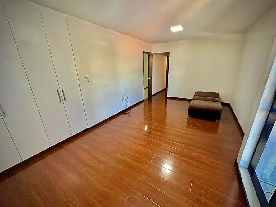 Foto 12 de 🏡 Departamento en Venta – Edificio Montecarlo I | Sucre
