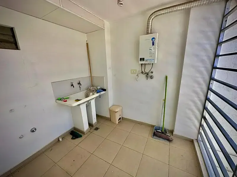 Foto 19 de 🏡 Departamento en Venta – Edificio Montecarlo I | Sucre