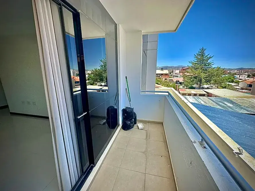Foto 7 de 🏡 Departamento en Venta – Edificio Montecarlo I | Sucre