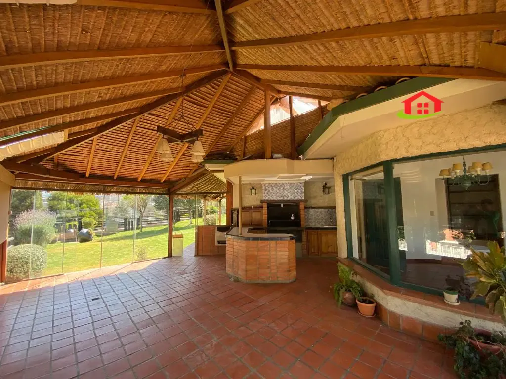 Foto 3 de En venta hermosa casa en Calacoto