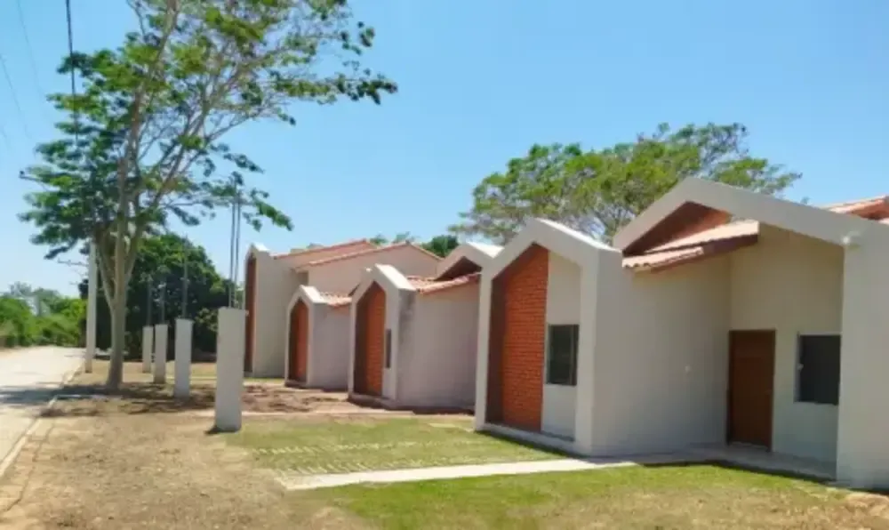 Foto 1 de Casa a Estrenar en Venta en Zona Este