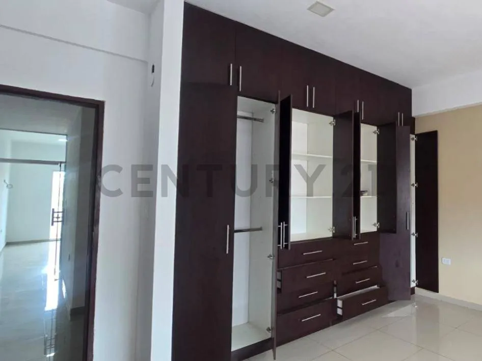 Foto 20 de Excelente Opción de Compra de Departamento a Lado de 7 Toros!!
