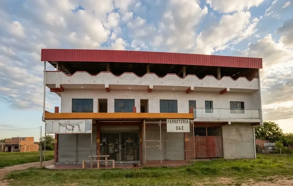 Foto 11 de Casa con Espacio Comercial